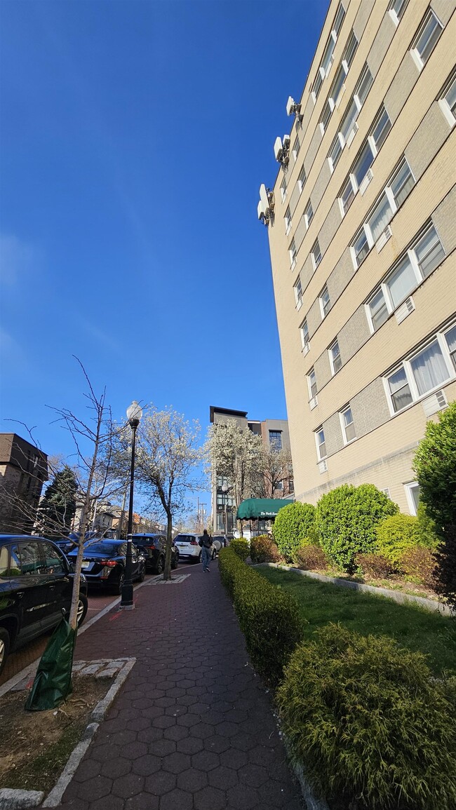 Building Photo - 6010 JFK Blvd E