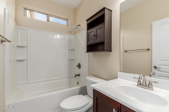 Building Photo - 1684 W Pelican Dr