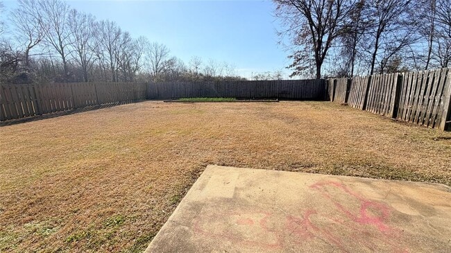 Building Photo - 3524 Claiborne Cir