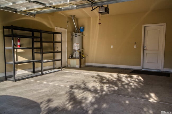 Building Photo - 10701 Cordero Dr