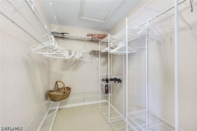 Building Photo - 6555 Valen Way