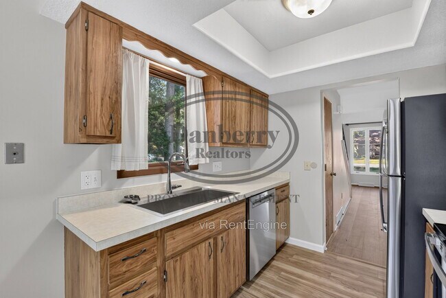 Building Photo - 5409 Westcastle Dr