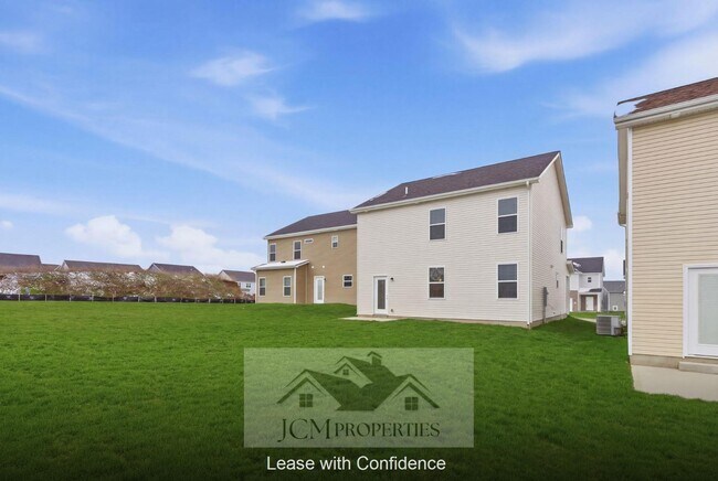 Building Photo - 104 Lambert Fld