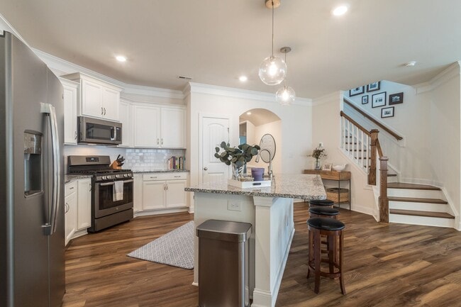 Building Photo - Spacious, Stylish & Move-In Ready! 3BR End Unit Townhome in Durham