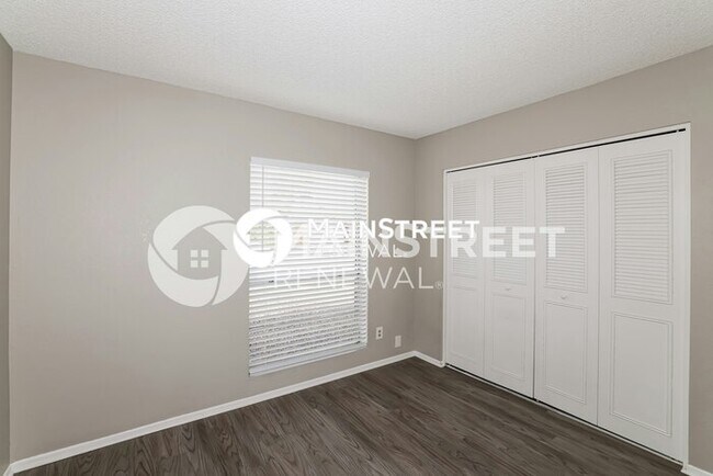 Building Photo - 1109 W Renee Dr