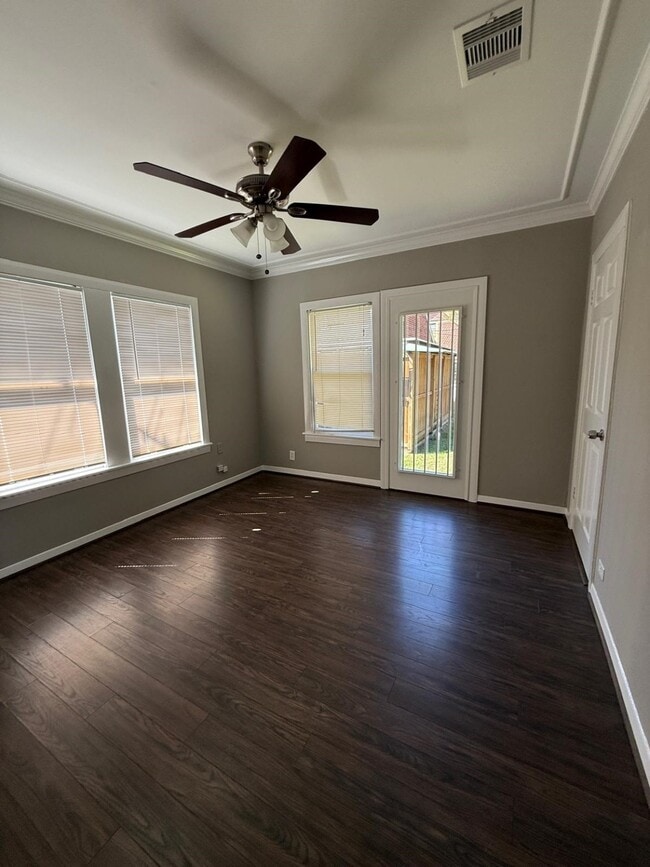 Building Photo - 1103 Harvard St