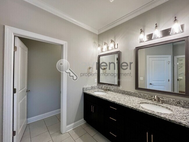 Building Photo - 8528 Amberwing Cir