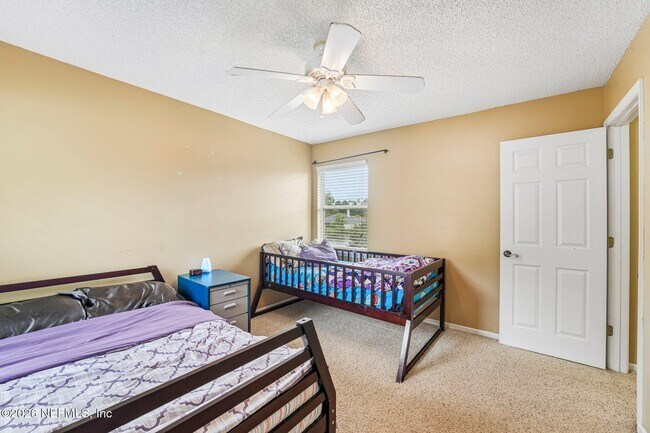 Building Photo - 1629 Sandy Springs Dr