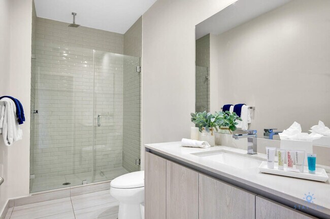 Building Photo - 4112 Jimmy Buffett Mem Hwy