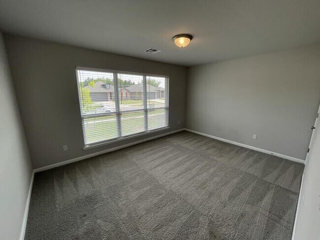 Building Photo - 1105 Osprey Dr
