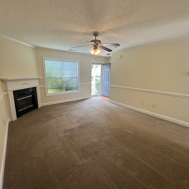 Building Photo - 4230 Dudleys Grant Dr