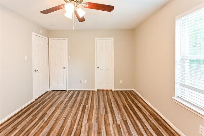 Building Photo - 10939 Mockingbird Pl