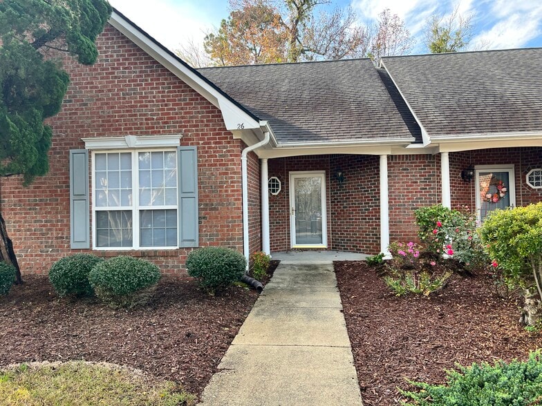 Primary Photo - 1600 Sturdivant Dr