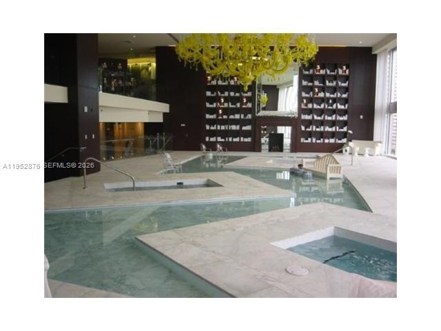 Building Photo - 475 Brickell Ave