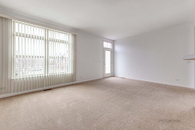 Building Photo - 726 Keystone Ln