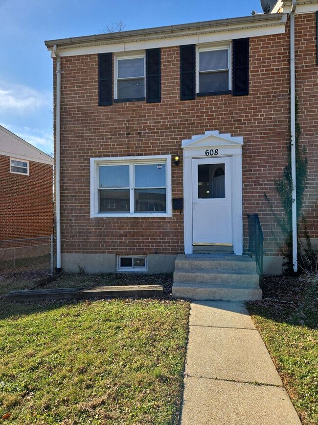 Building Photo - Renovated 3-Bedroom, 1-Bathroom Home in Beechfield