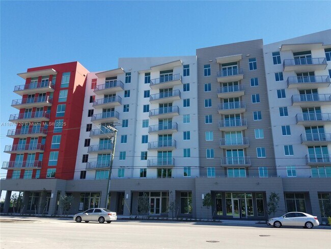Building Photo - 7875 NW 107th Ave