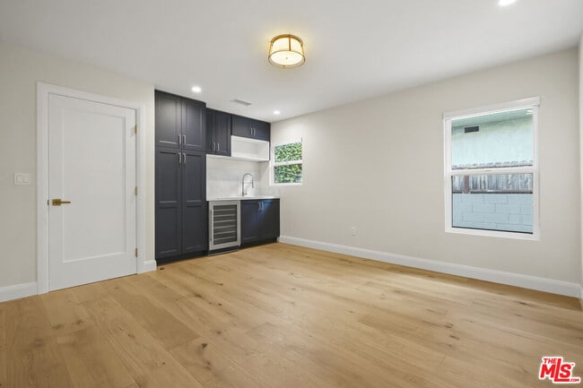 Building Photo - 4762 Charters Ave