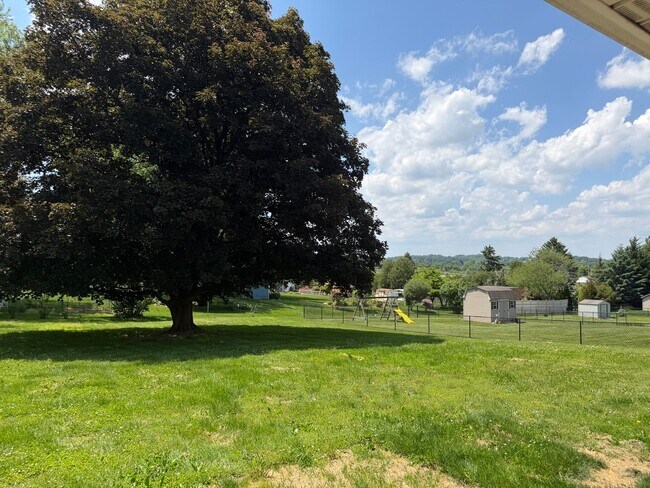 Building Photo - 1862 Powder Mill Rd