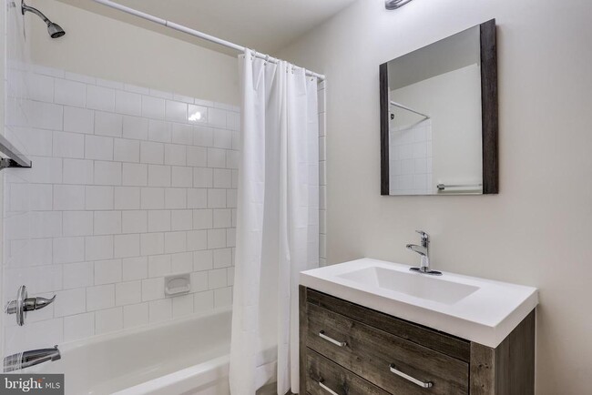 Building Photo - 9874 Foxhill Ct