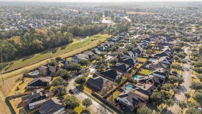 Building Photo - 31323 Trinity Park Ln