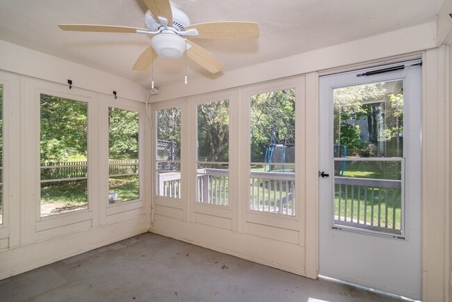 Building Photo - 15 Charles St