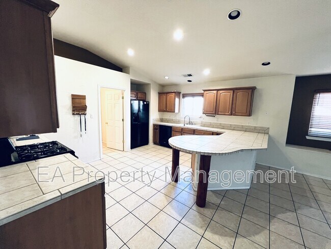 Building Photo - 4616 Stafford Pl NW