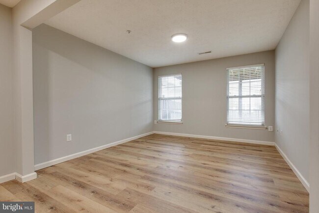 Building Photo - 2542 Piney Pass Way