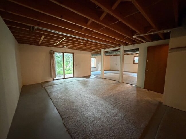 Building Photo - 657/659 Wood Violet Lane