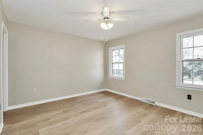 Building Photo - 6635 Olde Savannah Rd