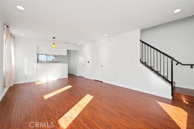 Building Photo - 1021 Coronado Terrace