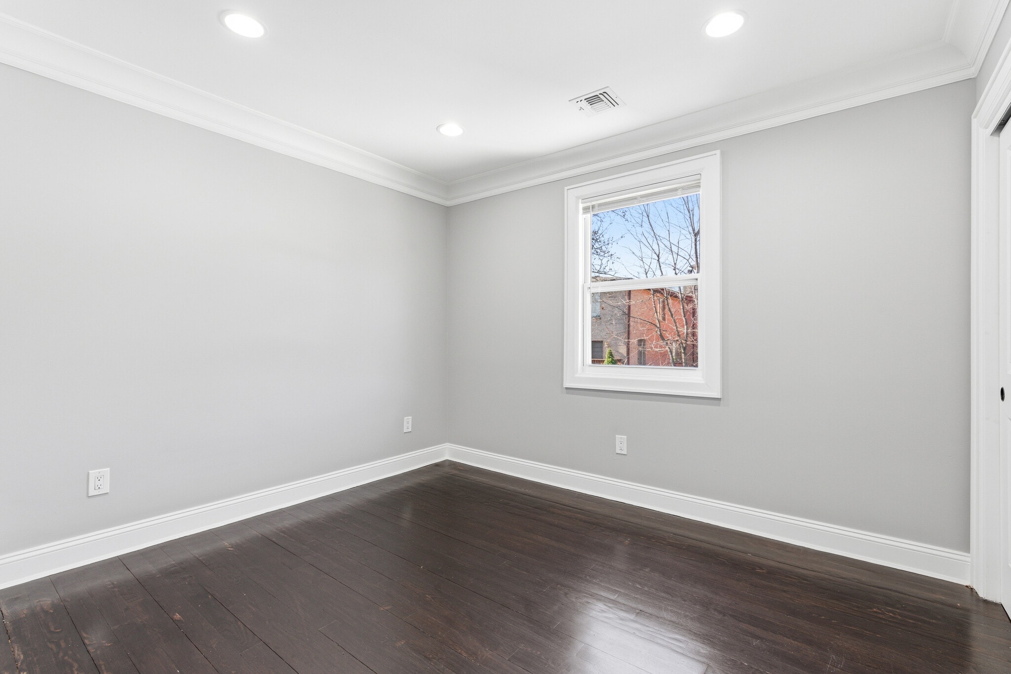 Building Photo - 54 Lawton Ave