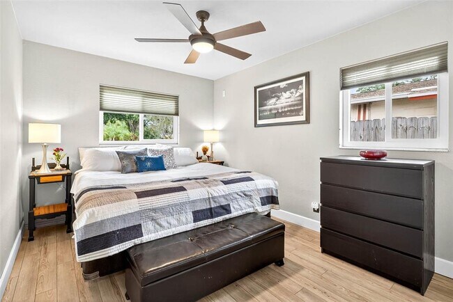 Building Photo - 5519 Commonwealth Ave N