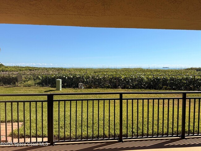 Building Photo - 555 Jackson Ave