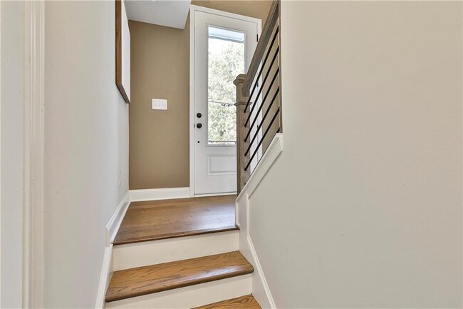 Building Photo - 2549 Astaire Ct NW