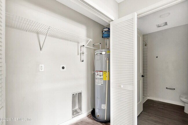 Building Photo - 10109 Old St Augustine Rd