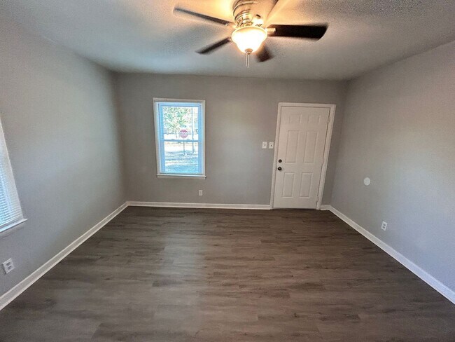 Building Photo - Newly Renovated Home on a Corner Lot