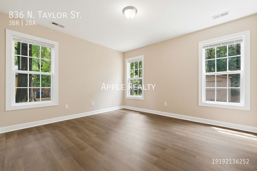 Building Photo - 836 N Taylor St