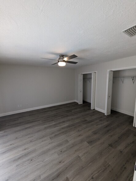 Building Photo - 12812 129th Ave