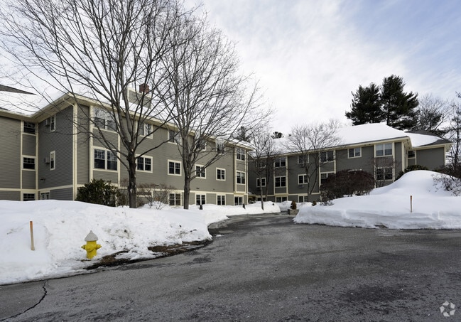Building Photo - Bagdad Wood Apartments