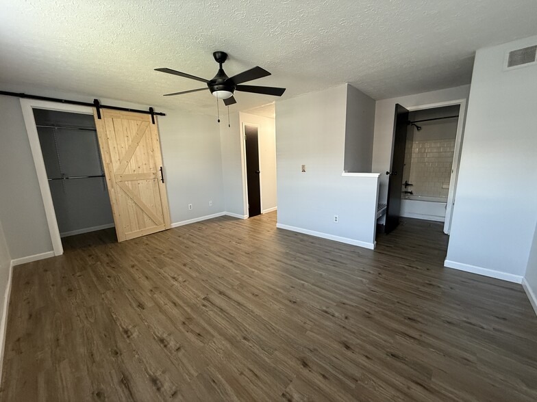 Building Photo - 1823 Worthington Run Dr