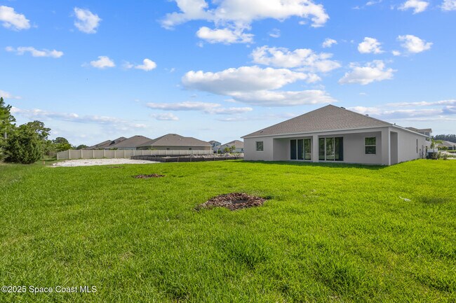 Building Photo - 6266 Moonrise Dr