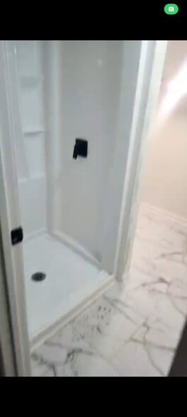 Building Photo - 4346 Rockland Dr