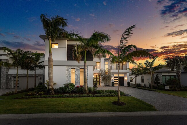Building Photo - 9516 Riverside Pk Dr