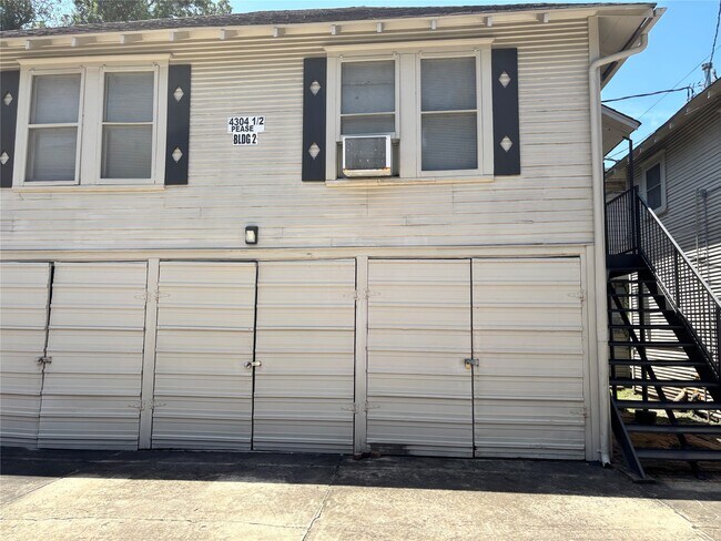 Building Photo - 4304 Pease St