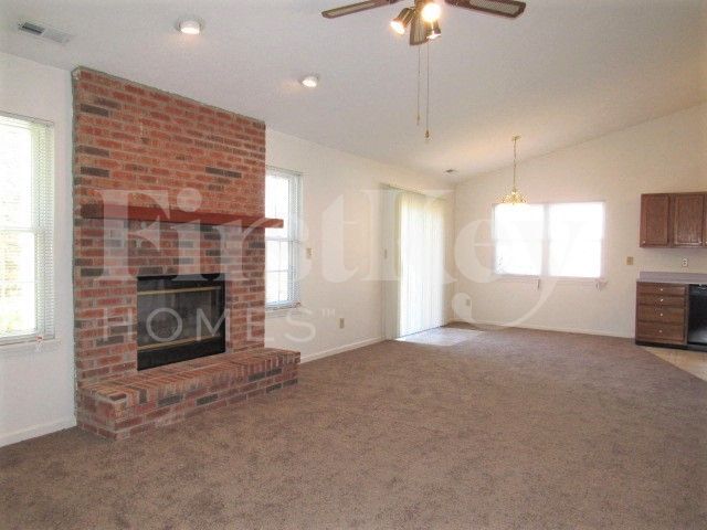 Building Photo - 7226 N Orchard Dr