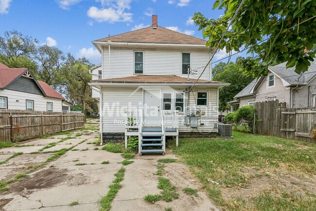 Building Photo - 1132 B W Munnell Ave
