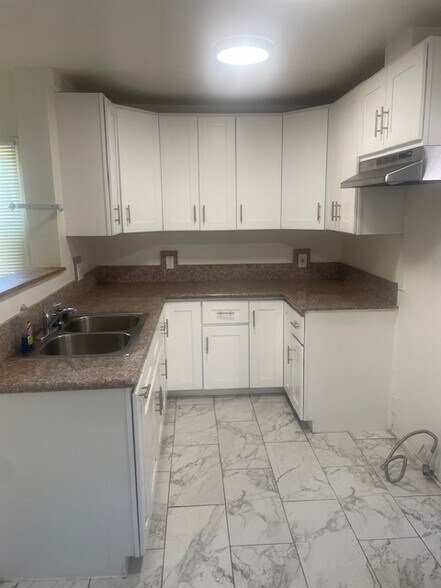 Kitchen View #1 - 3621 Cimarron St