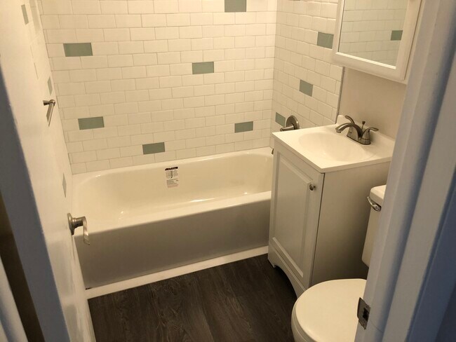 Building Photo - 3371 Sheridan Boulevard