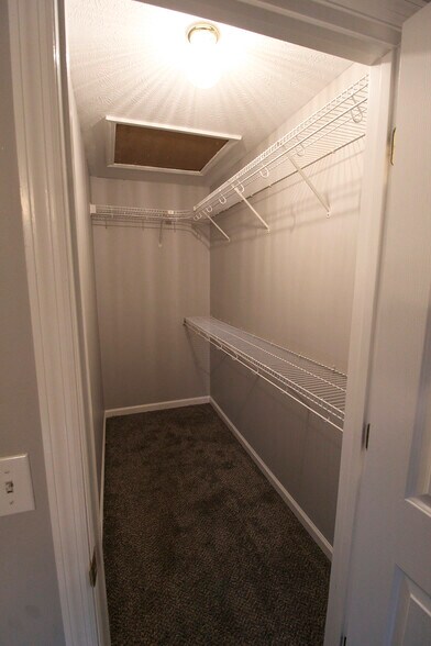 Closer in Bedroom 2 - 561 Hampton Way